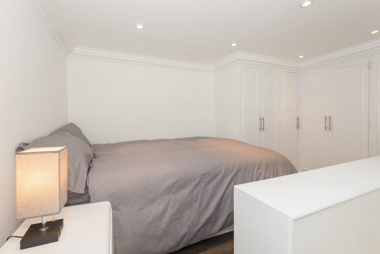 Modern Mezzanine Studio Bayswater * London
